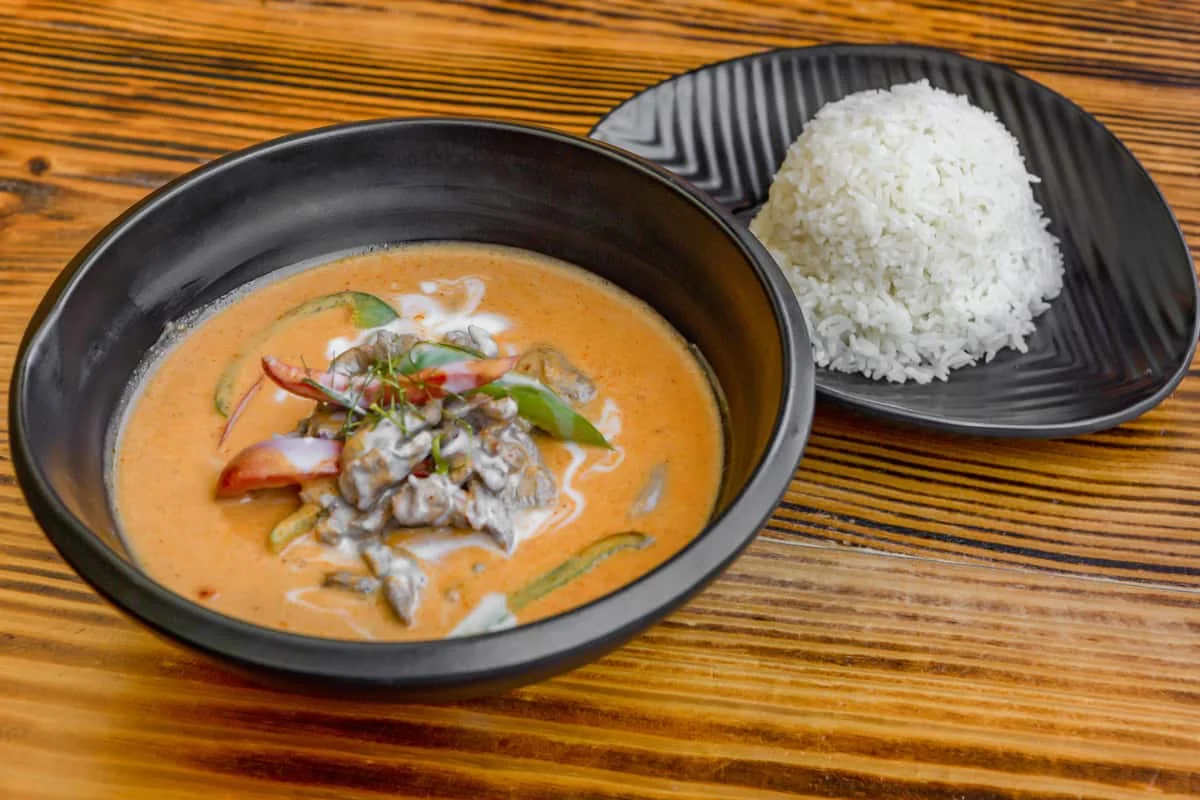 Lemongrass by Sip Saam Thai, business photo 3